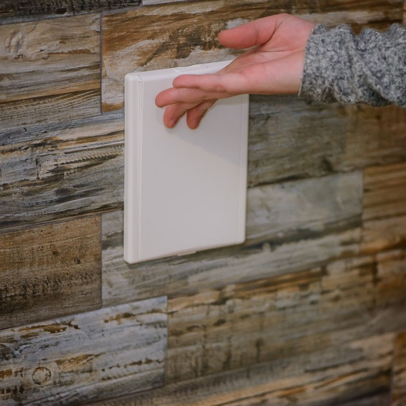 Gniazdo ssące HAH białe z mechanizmem blokady węża i włącznikiem On/Off - obrazek 2